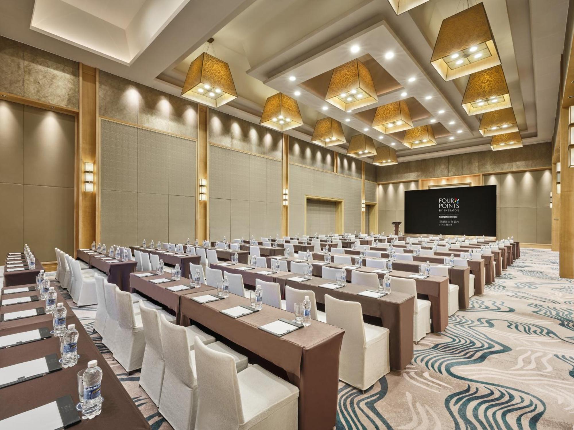 Four Points By Sheraton Guangzhou, Dongpu Tianhe Екстер'єр фото